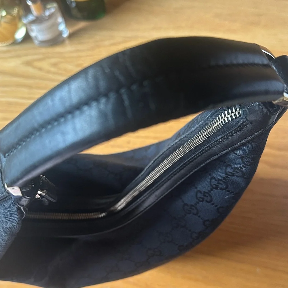 Gucci Black Monogram Hobo Bag - Picture 4 of 4